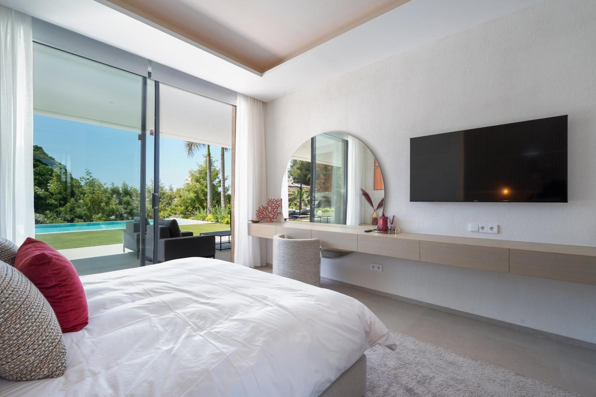 Villa Mirage, Sierra Blanca, *
