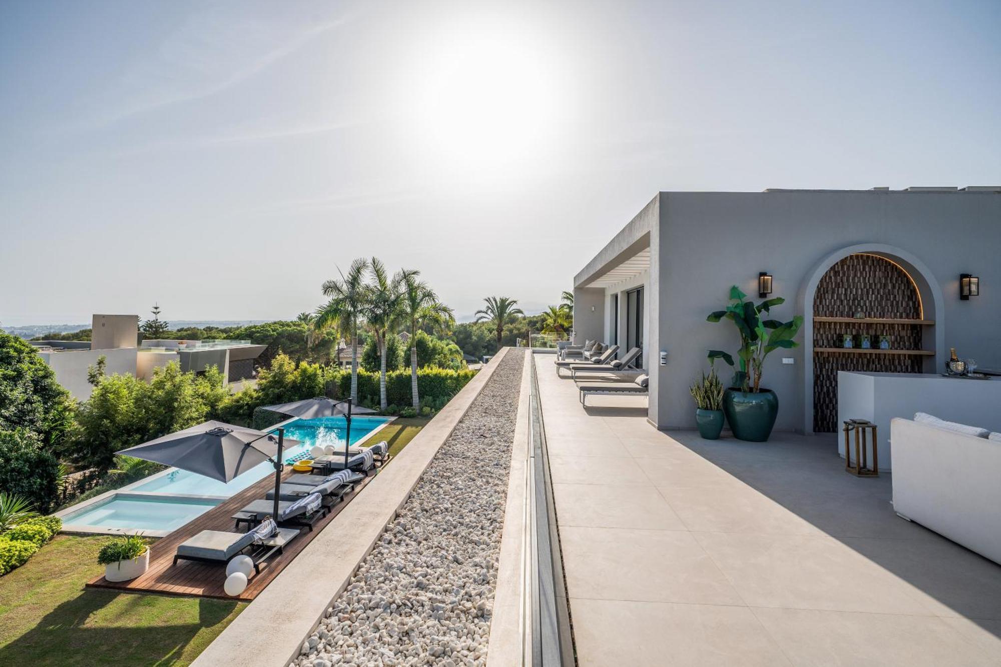 Mirage, Sierra Blanca, Villa