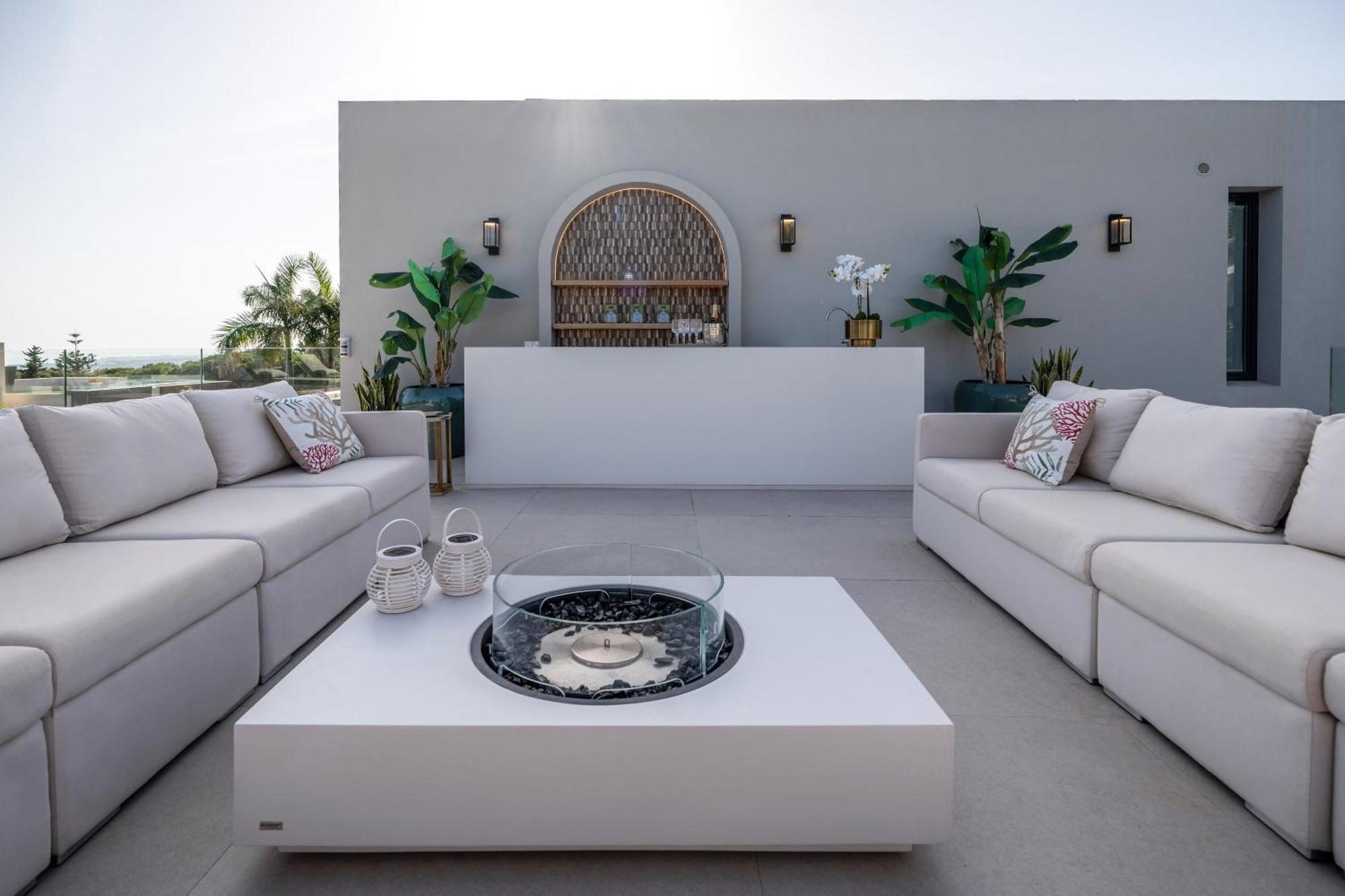 Mirage, Sierra Blanca, * Marbella